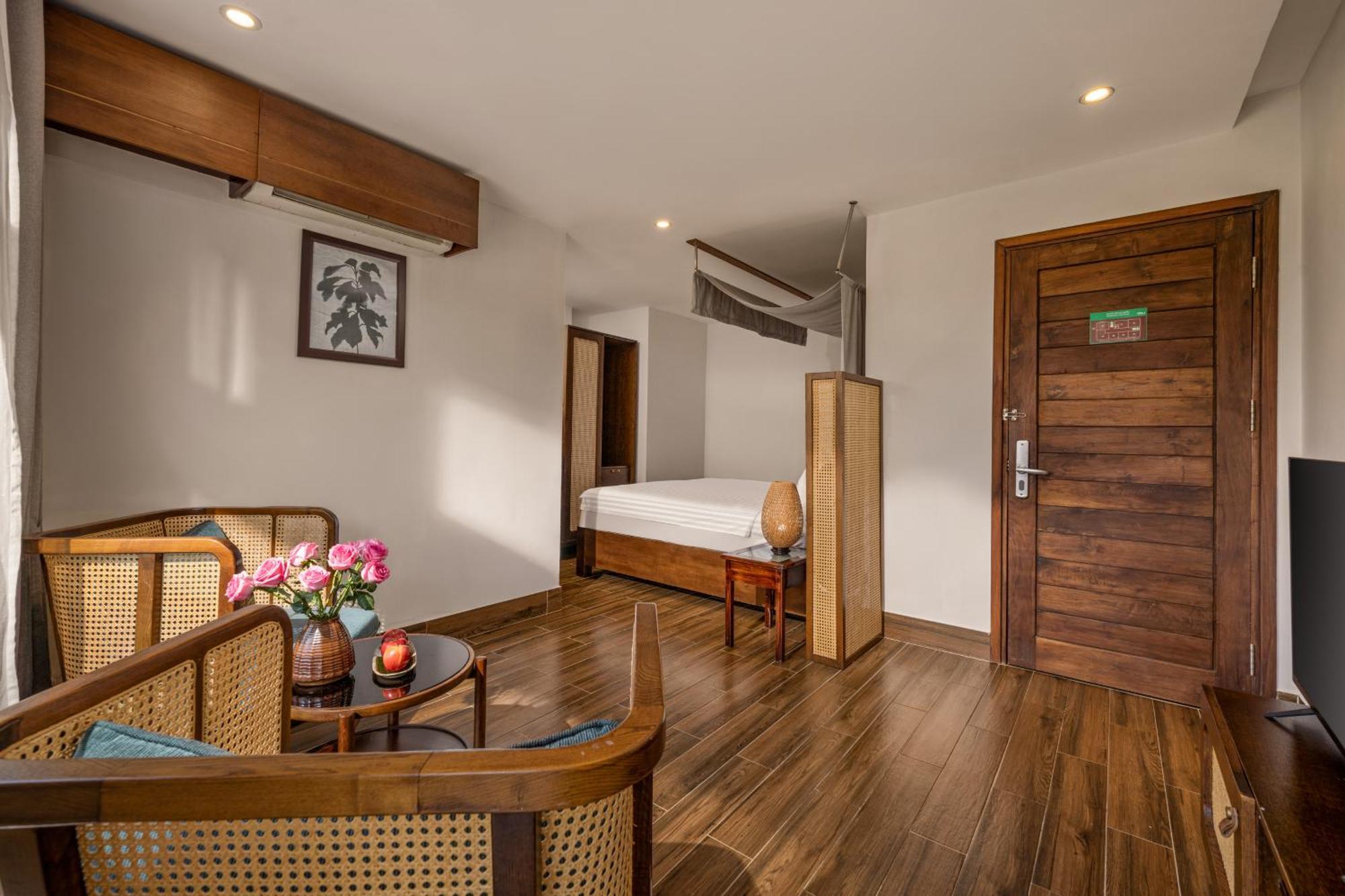 Hoi An Ocean Front Hotel Exterior photo