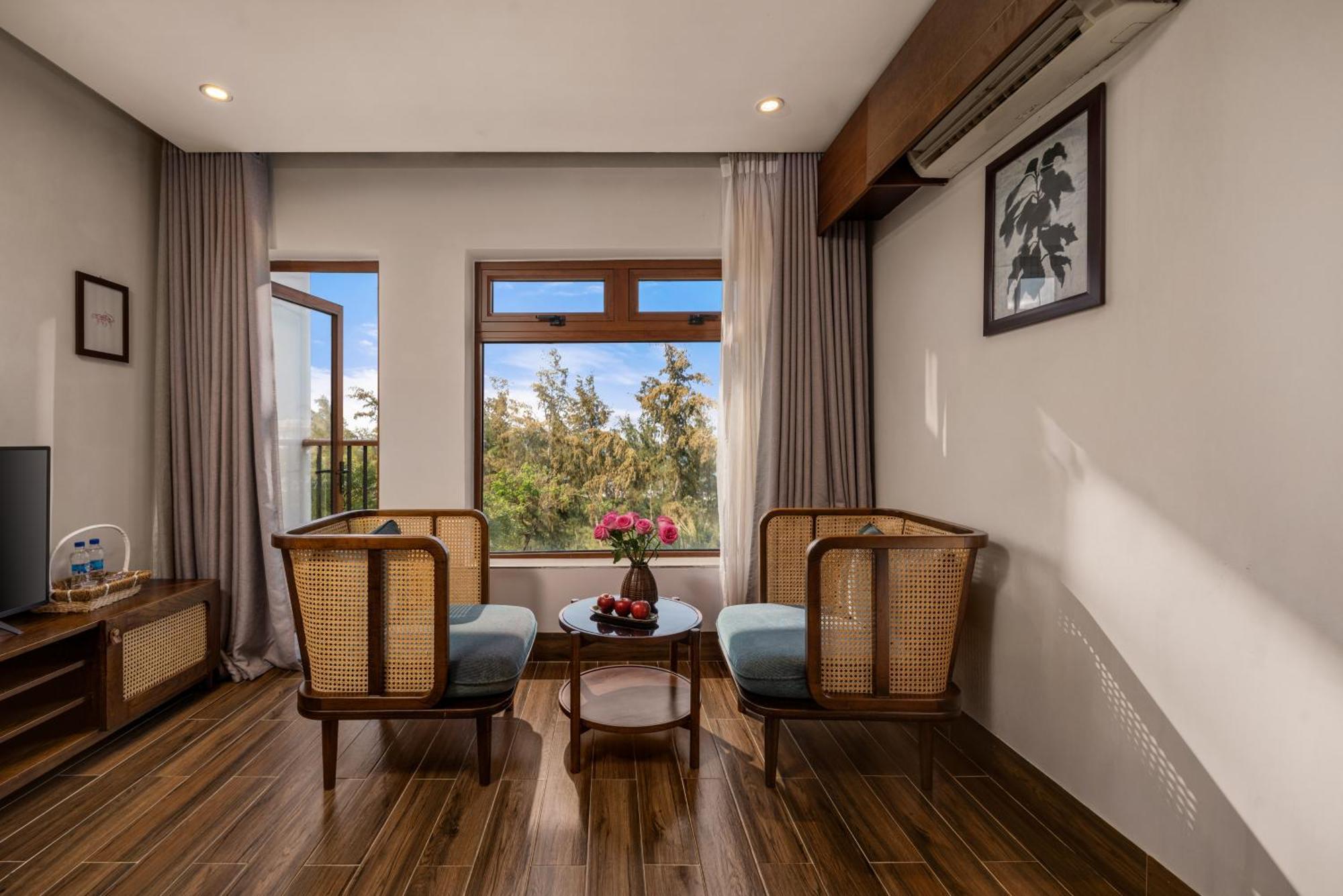 Hoi An Ocean Front Hotel Exterior photo