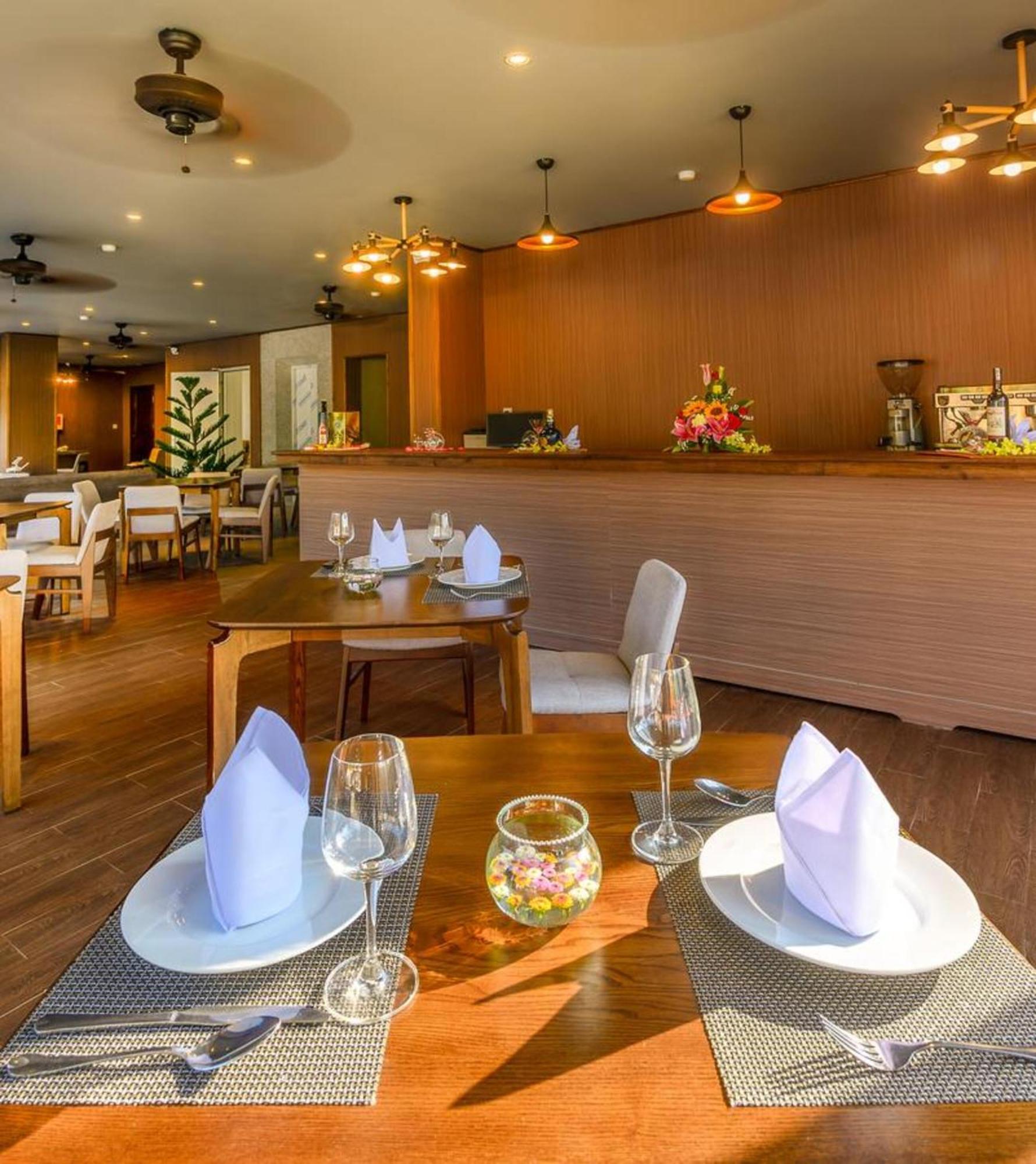 Hoi An Ocean Front Hotel Exterior photo