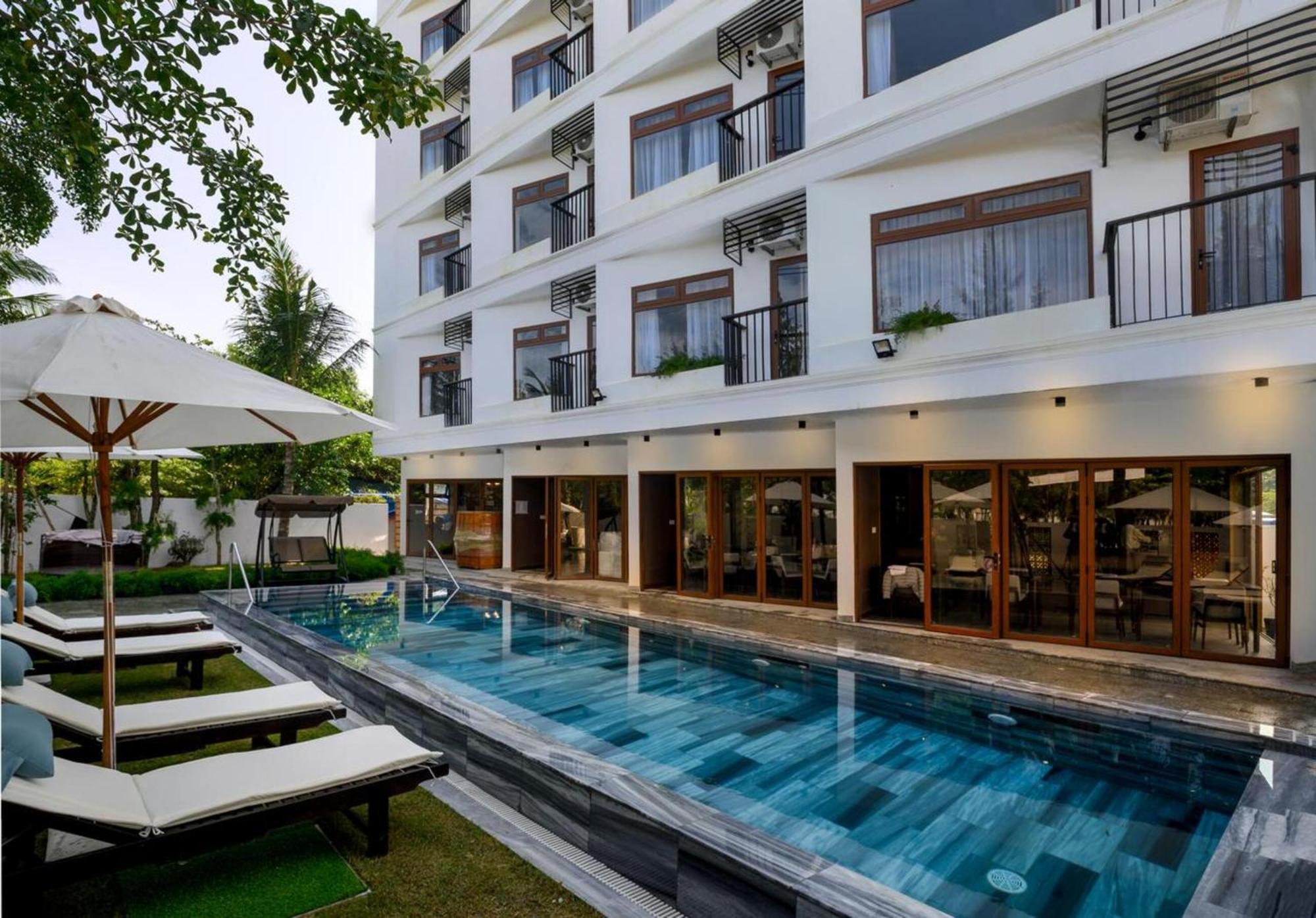 Hoi An Ocean Front Hotel Exterior photo