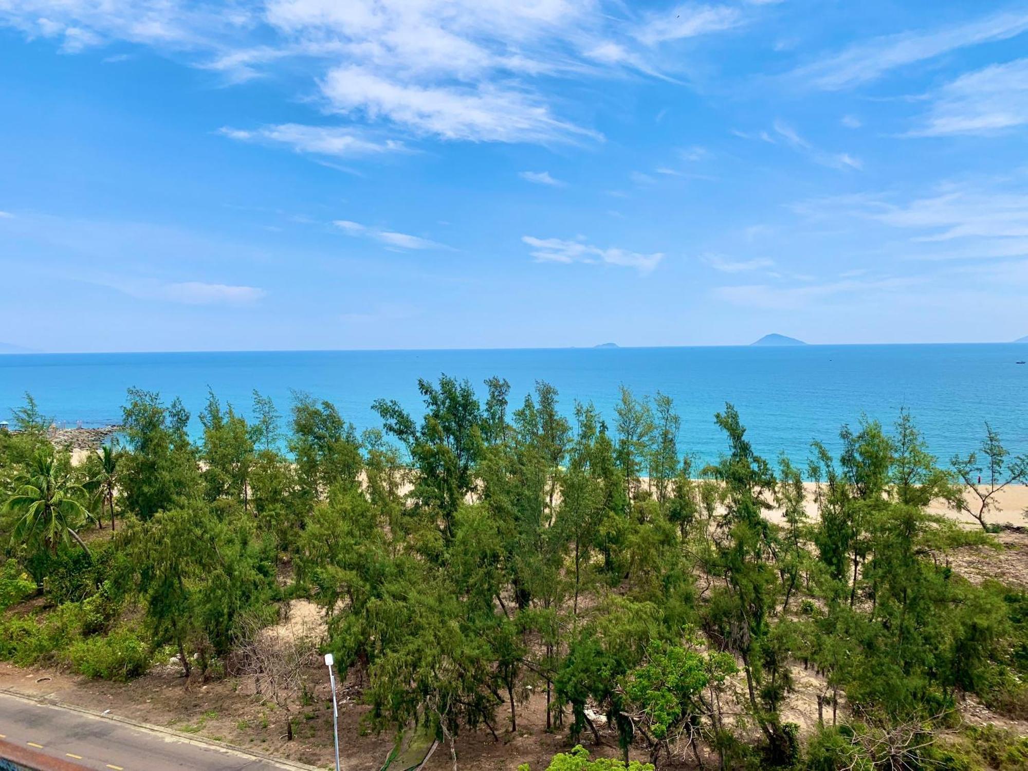 Hoi An Ocean Front Hotel Exterior photo